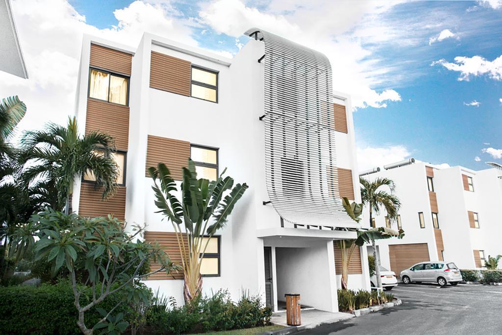 Cap Ouest Luxury Penthouse By Dream Escapes Flic en Flac Exterior foto